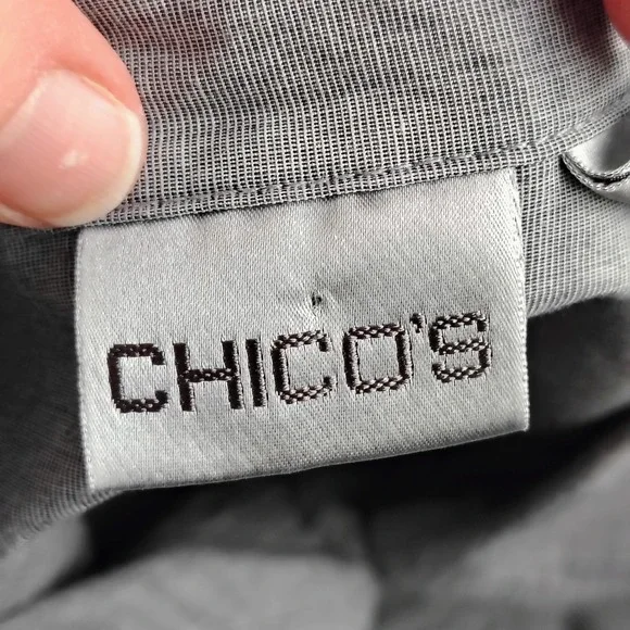 Chicos Gray 100% Cotton Roll Tab Sleeve Utility Button Down Shirt Size 3 XL - Picture 9 of 10